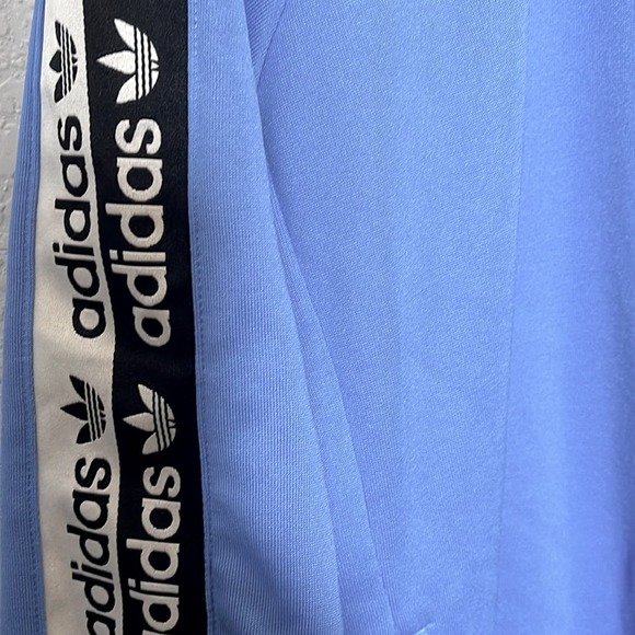 Adidas Light Blue Jacket Size XL - Picture 3 of 5